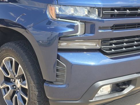 Used 2021 Chevrolet Silverado 1500 RST AWD/4WD image 29