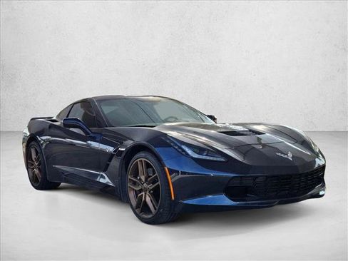 Used 2015 Chevrolet Corvette Stingray Coupe image 3
