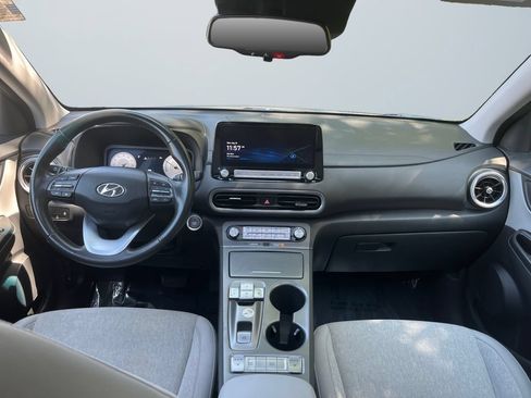 Used 2023 Hyundai Kona SEL FWD image 10