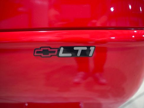 Used 1995 Chevrolet Corvette Coupe image 24