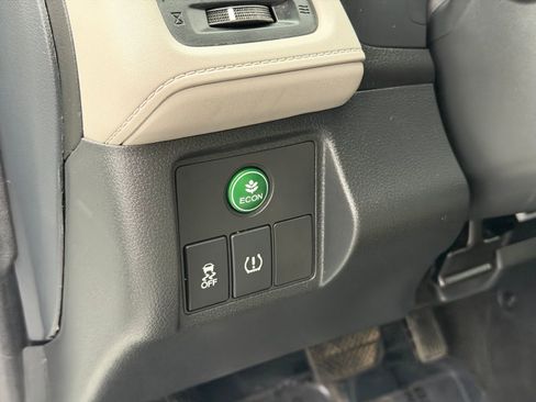 Used 2017 Honda HR-V EX-L image 13