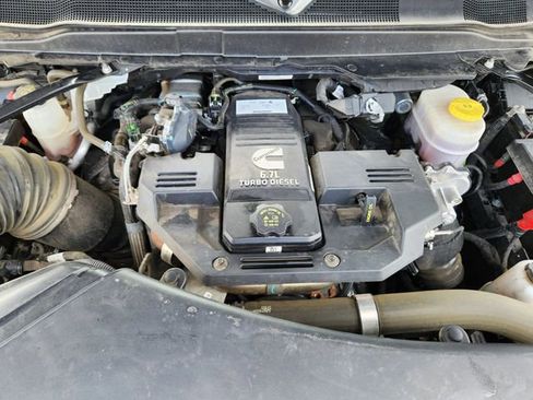 Used 2022 RAM 2500 Laramie AWD/4WD image 30
