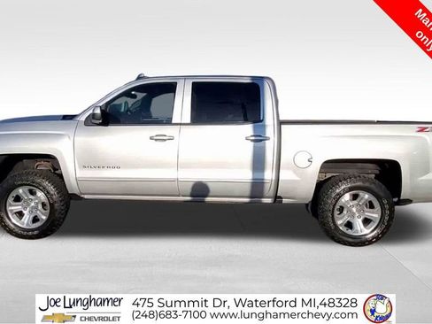 Used 2018 Chevrolet Silverado 1500 LT w/ All Star Edition AWD/4WD image 6