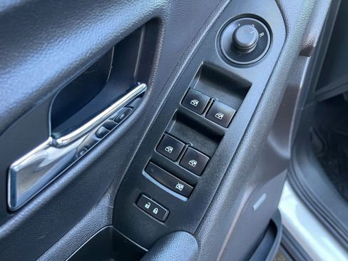 Used 2020 Chevrolet Trax LT w/ Sun & Sound Package image 19