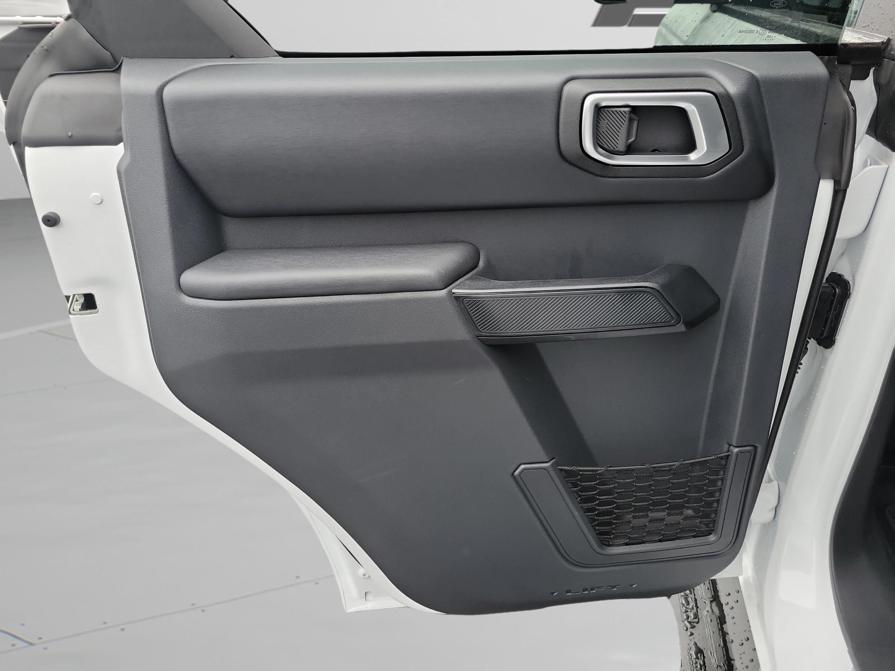 Used 2026 Ford Bronco Outer Banks AWD/4WD image 13