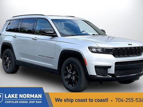 Used 2024 Jeep Grand Cherokee L Laredo AWD/4WD image 1