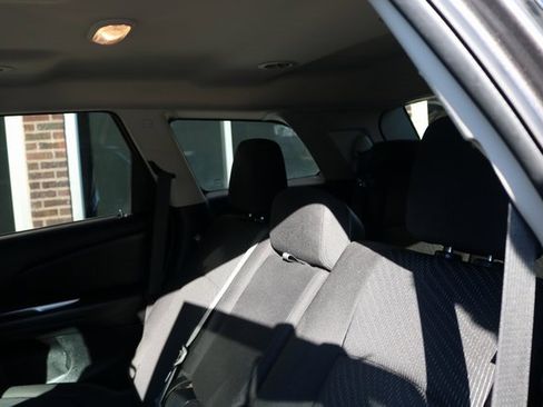 Used 2018 Dodge Journey SXT w/ Connectivity Group image 17