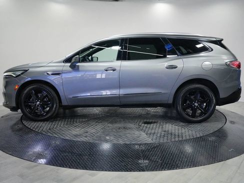 Used 2023 Buick Enclave Essence w/ Sport Touring Edition AWD/4WD image 4