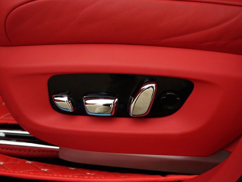 Used 2025 Rolls-Royce Ghost image 25