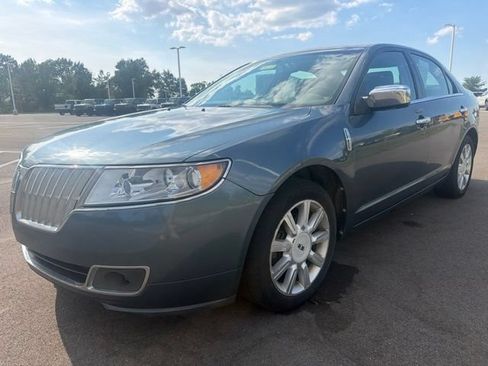 Used 2012 Lincoln MKZ FWD image 2
