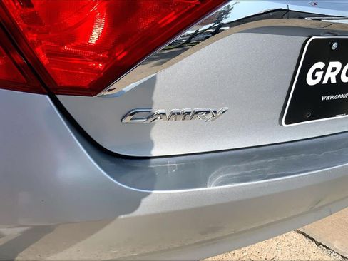 Used 2017 Toyota Camry LE FWD image 29
