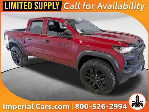 Used 2023 Chevrolet Colorado Trail Boss w/ Advanced Trailering Package AWD/4WD image 1