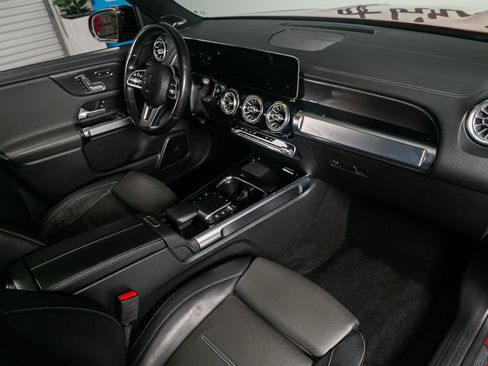 Used 2021 Mercedes-Benz GLB 250 image 30