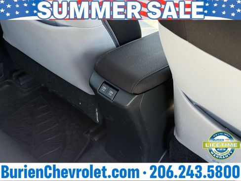 Used 2019 Toyota Prius LE AWD/4WD image 25