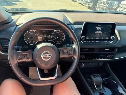 Used 2021 Nissan Rogue S AWD/4WD image 10