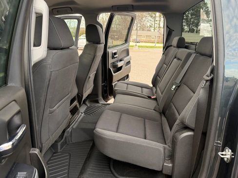 Used 2018 Chevrolet Silverado 1500 LT w/ All Star Edition image 31