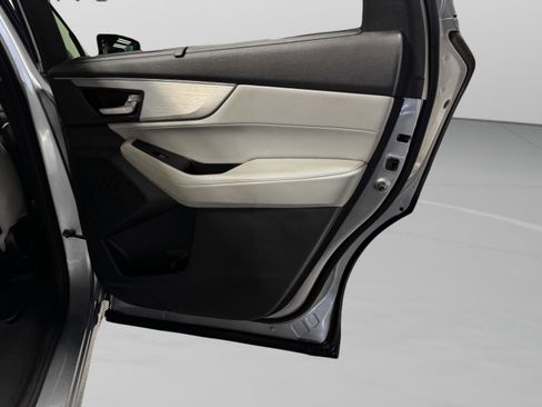 Certified 2023 Acura MDX FWD w/ Technology Package image 40