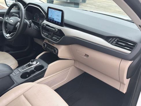 Used 2022 Ford Escape SEL FWD image 13