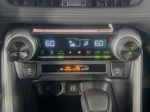 Used 2025 Toyota RAV4 XLE w/ Convenience Package FWD image 23