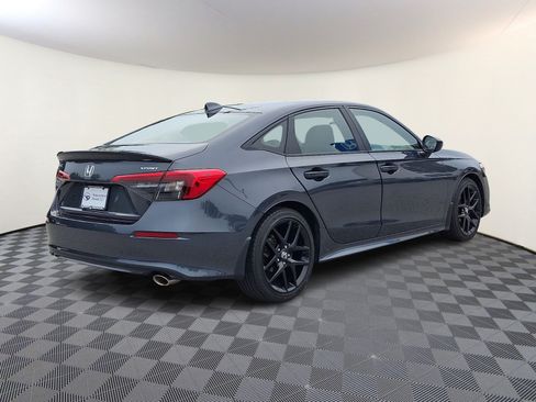Used 2024 Honda Civic Sport image 6