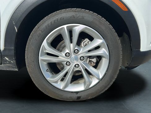 Used 2020 Buick Encore GX Preferred w/ Cold Weather Comfort Package FWD image 10
