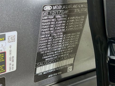 Used 2018 Land Rover Range Rover HSE image 34