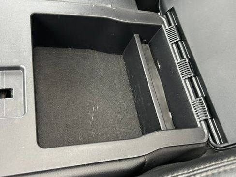 Used 2020 Ford F350 Lariat image 23