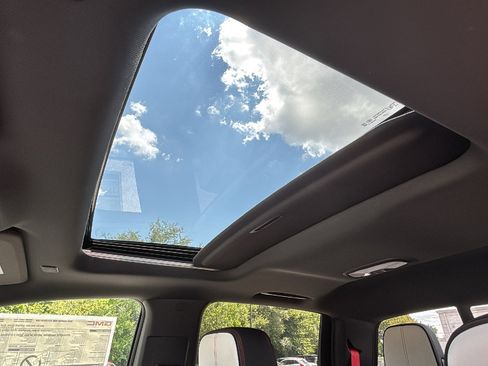 New 2025 GMC Canyon AT4 w/ AT4X Package image 25