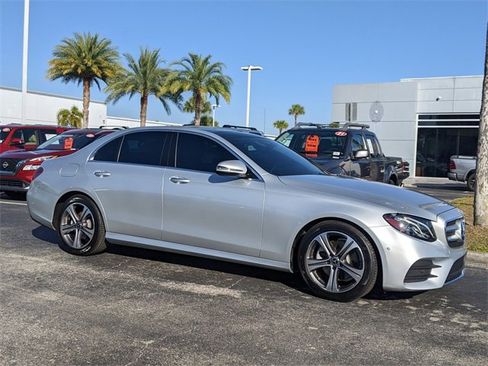 Used 2018 Mercedes-Benz E 300 image 2