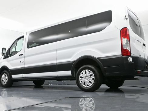 Used 2023 Ford Transit 350 XLT image 41