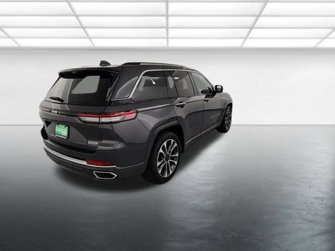 Used 2022 Jeep Grand Cherokee Overland w/ Adv Protech Group III image 8