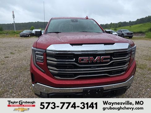 Used 2024 GMC Sierra 1500 SLT w/ SLT Premium Plus Package AWD/4WD image 2