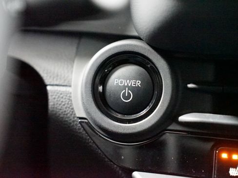 Used 2025 Toyota Crown Nightshade image 21