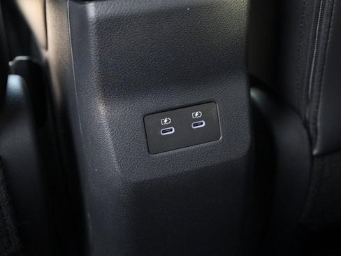 New 2025 Nissan Kicks SR image 21