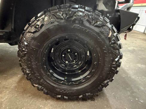 Used 2017 Jeep Wrangler Unlimited Sport w/ Quick Order Package 24S image 29