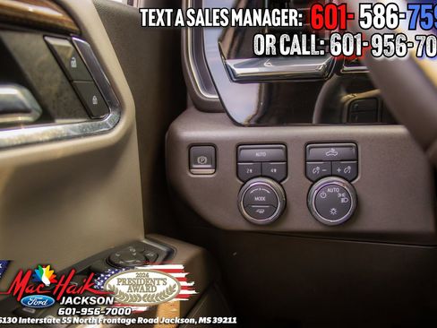 Used 2023 Chevrolet Silverado 1500 LT AWD/4WD image 20