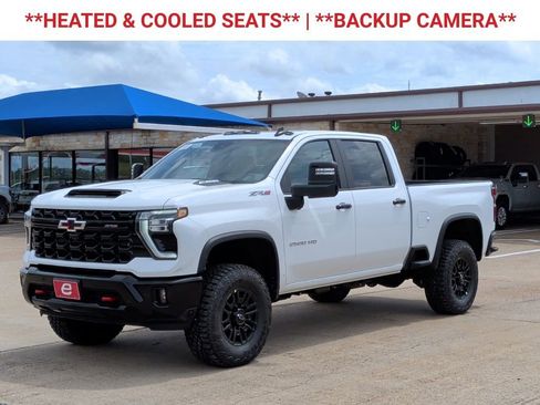 New 2026 Chevrolet Silverado 2500 ZR2 AWD/4WD image 3