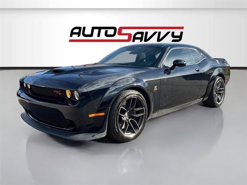 Used 2021 Dodge Challenger R/T Scat Pack image 3