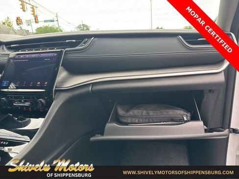 Used 2024 Jeep Grand Cherokee Limited w/ Trailer Tow Package image 44