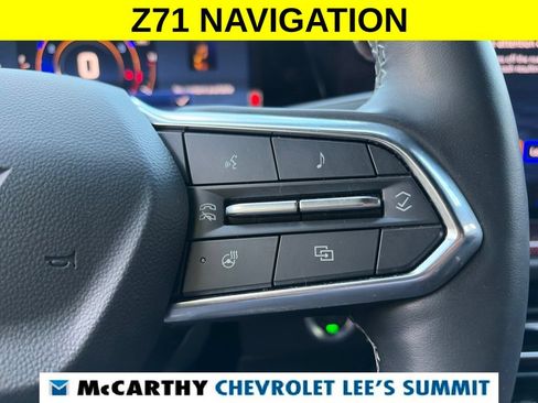 Used 2024 Chevrolet Traverse Z71 AWD/4WD image 19