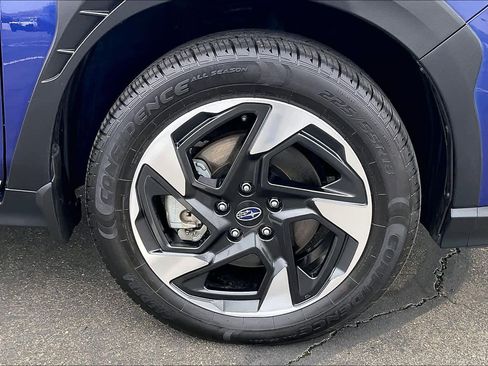 Used 2024 Subaru Crosstrek 2.5i Limited image 11