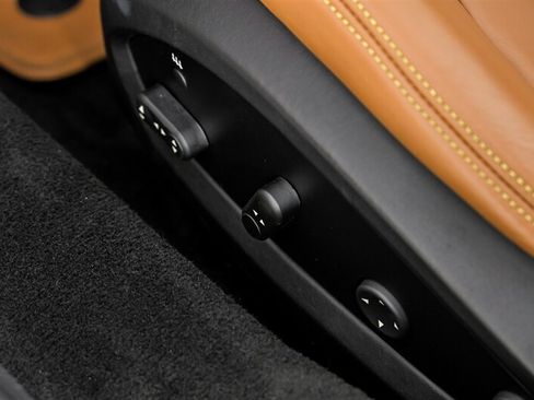 Used 2022 Ferrari F8 Tributo RWD image 29