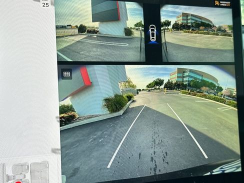 Used 2024 Tesla Model Y Long Range image 27