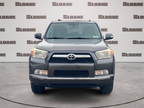 Used 2013 Toyota 4Runner SR5 w/ Convenience Pkg image 3