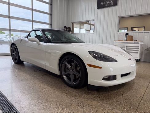 Used 2012 Chevrolet Corvette Convertible w/ 4LT Preferred Equipment Group RWD image 8