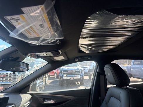 New 2026 Buick Envista Sport Touring image 23