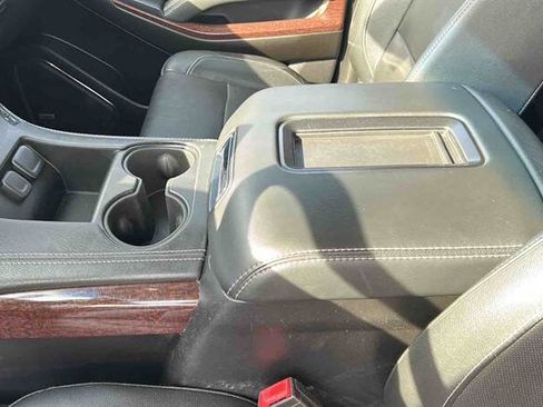 Used 2020 GMC Yukon SLT image 26