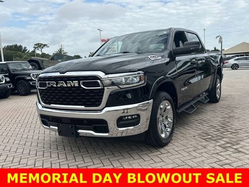 Used 2025 RAM 1500 Big Horn AWD/4WD image 3
