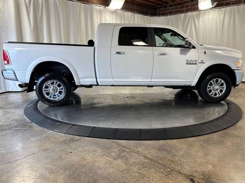 Used 2017 RAM 2500 Laramie w/ Convenience Group image 6