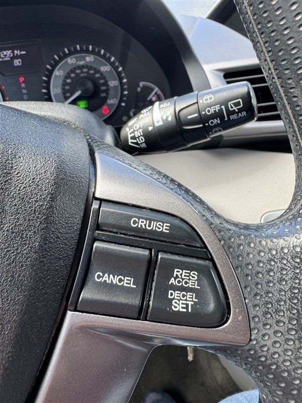 Used 2014 Honda Odyssey LX image 23